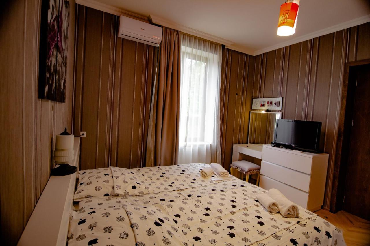 Qilimcha'S Guesthouse-Art Museum Telavi Buitenkant foto