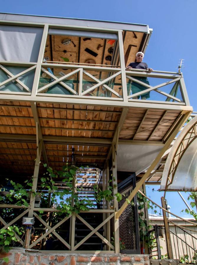 Qilimcha'S Guesthouse-Art Museum Telavi Buitenkant foto