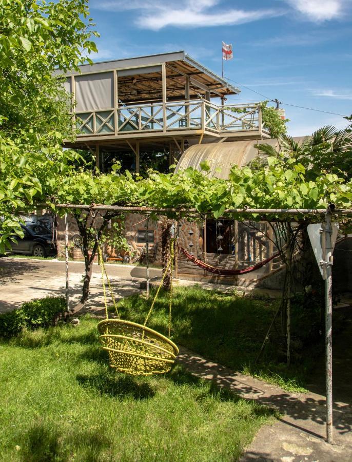 Qilimcha'S Guesthouse-Art Museum Telavi Buitenkant foto