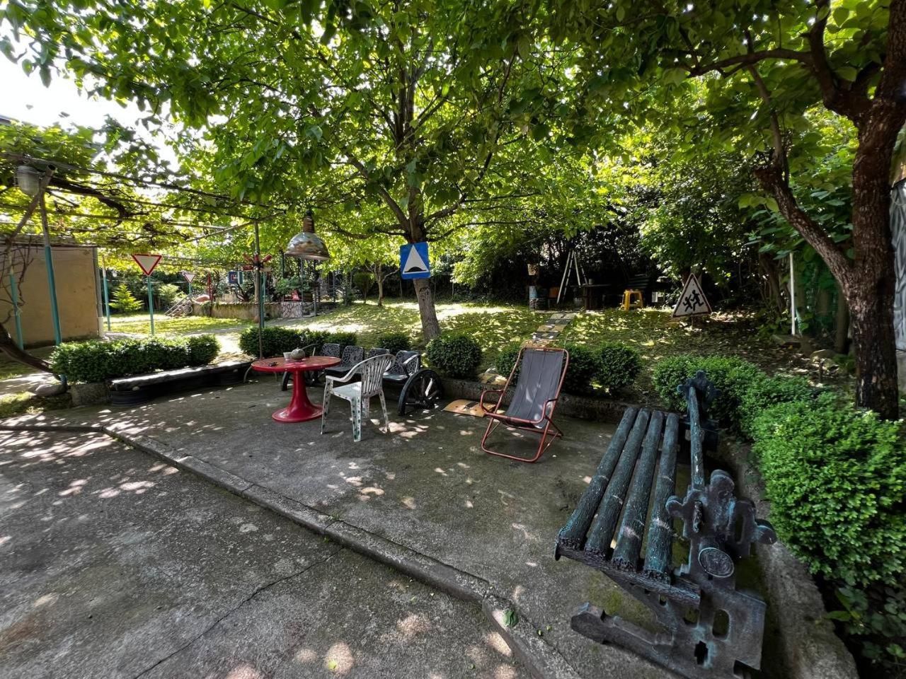 Qilimcha'S Guesthouse-Art Museum Telavi Buitenkant foto