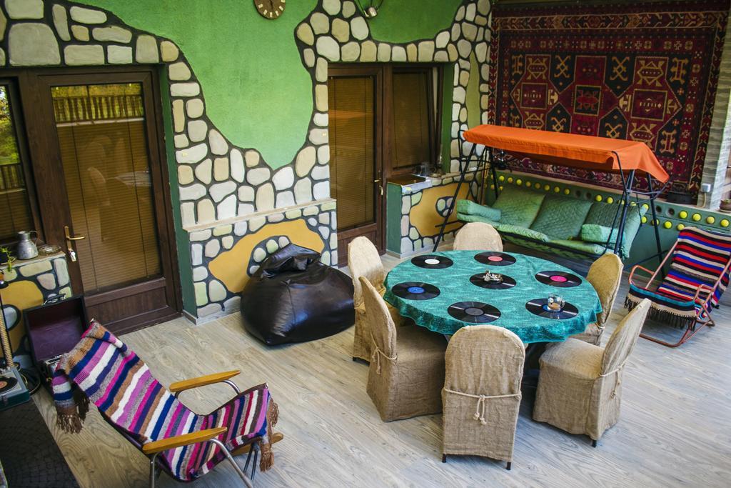 Qilimcha'S Guesthouse-Art Museum Telavi Buitenkant foto
